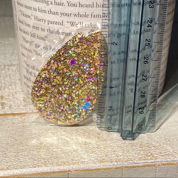 3 for $15 Gold Glitter Earring Teardrop Multicolor - Picture 4 of 4